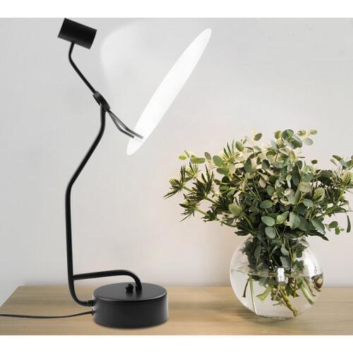 The Nordic modern minimalist bedroom bedside lamp decoration after the modern creative personality Table Lamps LO7191