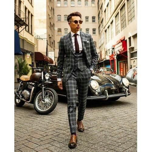 2020 Classic Check Plaid Wedding Tuxedos Beach Two Button Groom Mens Suits Prom Party Formal Wear 3 Pieces