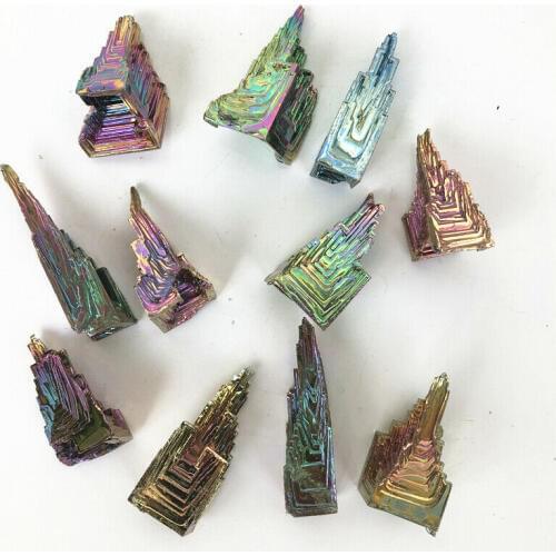 30-60mm Natural Green Metal Stone Bismuth Ore Rough Pyramid Beautiful Gift Rainbow Bismuth Specimen Crystal Healing Mineral