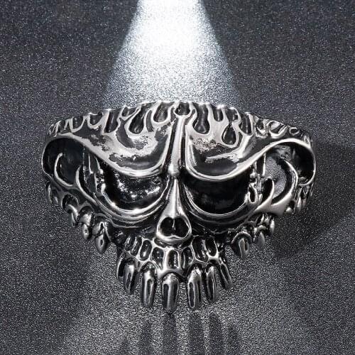 European and American retro fashion mens bracelets stainless steel jewelry mens skull bracelet accessories