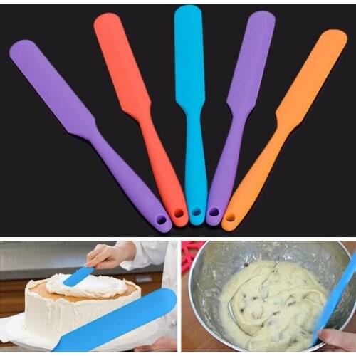 1Pcs Silicone Decorating Scraper Batter Spatula Cake Cream Spatula Long Handled Cake Decorating Scraper Kitchen Baking Tools