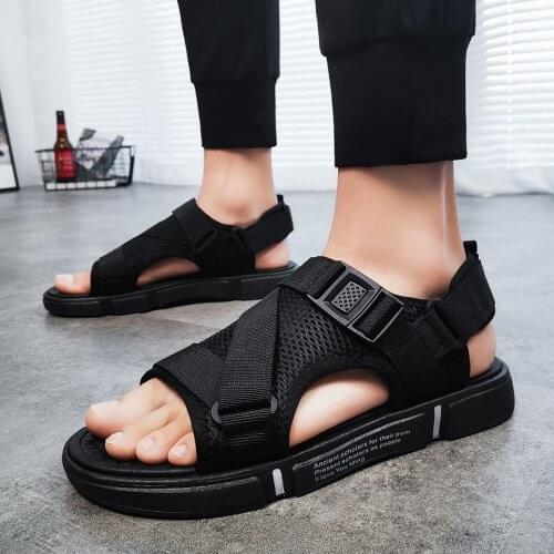 Men Sandals Soft Comfortable Non-Slip Men Shoes High Quality Woven Beach Sandals Mens Gladiator Sandals Summer Casual Flat Shoes