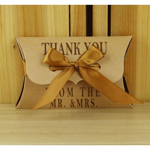 10pcs Kraft Paper Pillow/Square Candy Box Rustic Wedding Favors Candy Holder Bags Wedding Party Gift Boxes with Thank you