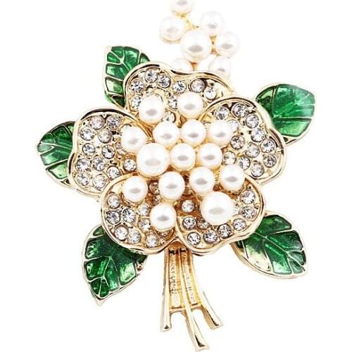 Fashion Trend Brooch Female Elegant Generous Fresh Shirt Jacket Sweater Corsage Accessories Enamel Pearl Crystal Brooches