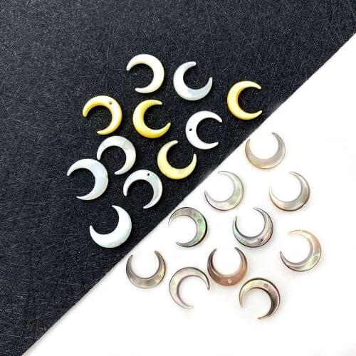 Natural Sea Shell Bead Pendant Moon Shape Black and White Hole Exquisite Jewelry DIY Making Necklace Bracelet Accessories Charm