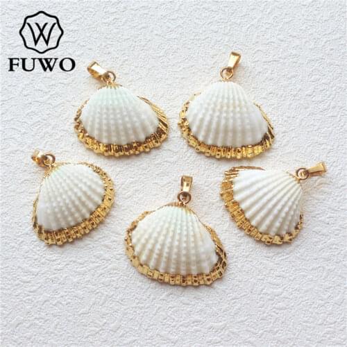FUWO Natural White Scallop Shell Pendant With Gold Filled Edge Genuine Sea Shell Pendant Beach Charms Jewelry Wholesale PD552