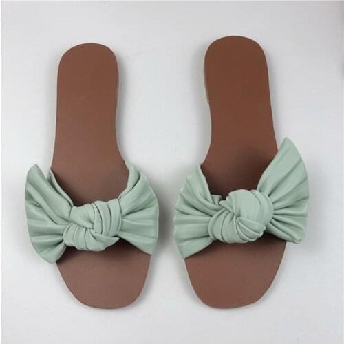 Shoes Women Low Female Slippers Luxury Slides Soft 2021 Designer Flat Summer PU Fretwork Basic Rubber Pleated Slippers Casual S