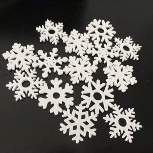 50pc 35mm Mix Shape Wooden White Snowflakes Christmas Ornaments Xmas Wood Pendants New Year Christmas Angel Decorations for Home