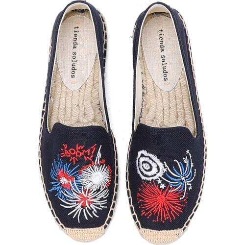 DZYM Women's Clogs
