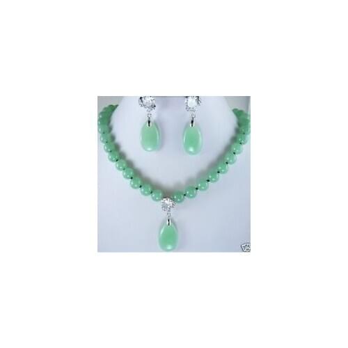 Beautiful jades Necklace Earrings set