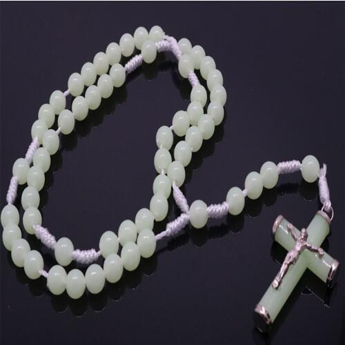 100PCS fashion jewelry plastic braided necklace rosary luminous luminous beads Catholic religious jewelry wholesale and retail