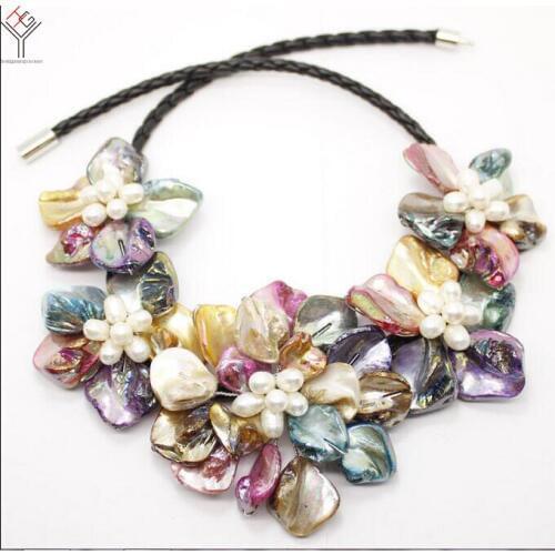 Wedding Women Jewelry natural white pearl 5 flower pendant Multi-color mixed shell mother of pearl necklace black leather 18"