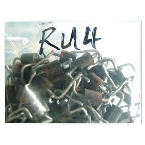 5Pcs/Lot New Original Spread the new fast recovery diode rectifier RU4D + B Integrated circuit Triode In Stock