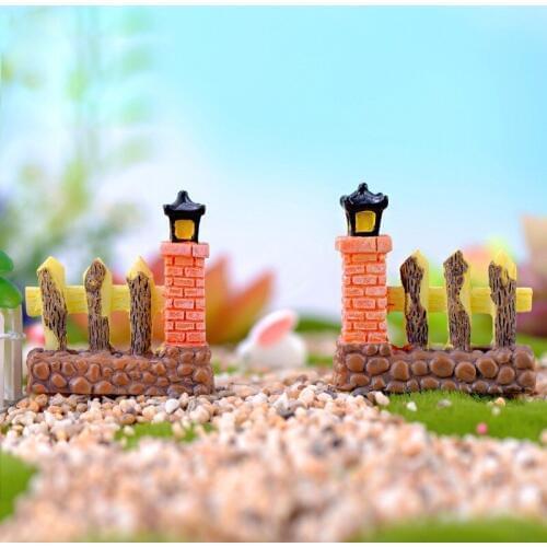 2pc Fence Door Mini House Wall Miniatura Ornament Craft Decor Miniature Dollhouse Home Decoration DIY Accessories