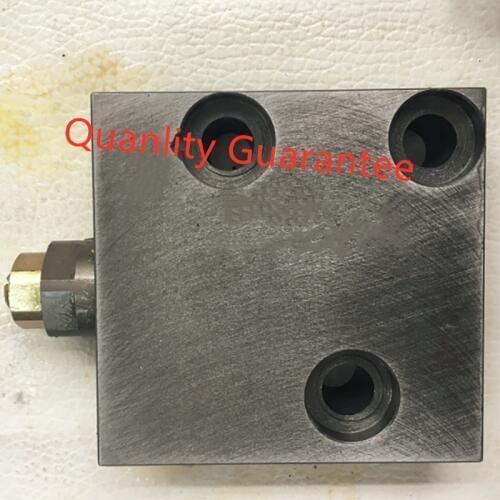 723-40-71102 Excavator accessories for Komatsu PC200-7 excavator pilot valve