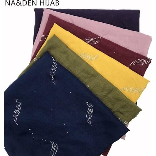 NEW Hot rhinestone shawls Square tudung Women popular muffler Solid scarf Muslim headscarf New bandana Islamic hijab 10pcs\lot