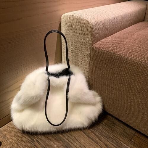 New Winter Brand Warm Faux Mink Fur Bucket Handbags Women Large Tote Designer Luxury Soft Shoulder Bags Casual Simple White Bag
