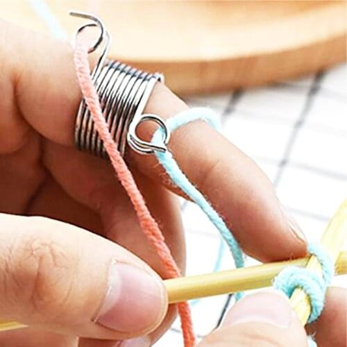 1PC Metal Knitting Thimble Tool Wool Weaving Finger Knitting Tools Yarn Sewing Accessories