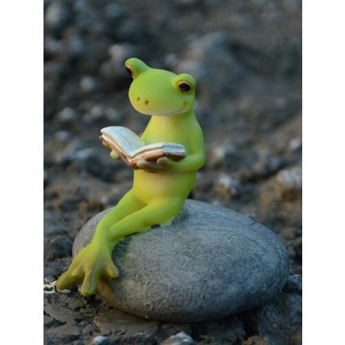 Garden Micro Landscape Resin Frog Figurine Home Decoration Cartoon Miniature Frog Desktop Animal Ornaments Crafts Souvenirs