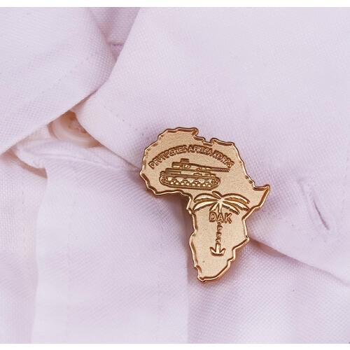 WW II Germany Tank Army Pin Africa Map Vintage Jamaica Dak Brooch Coconut Tree Travel Accessory For Coat Lapel Scarf Jeckets Bad