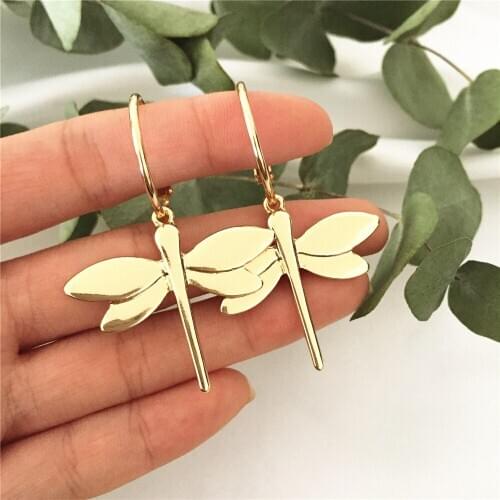 Lovely Gold Color Plating Big FlyDragon Charm Hoop Earrings For Women Lady Party Picnic Party Naturalism Decoration Jewelry