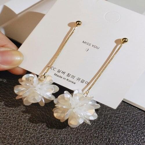 Classic White Flower Earrings Acrylic Resin Petal Floral Women Long Tassel Dangle Earring Women Handmade Holiday Party Jewelry