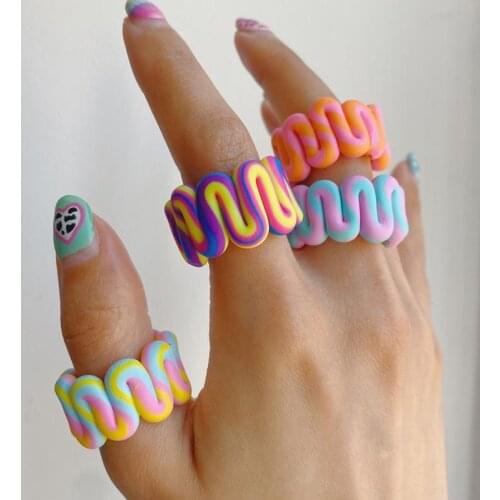 Y2K Fun Wiggly Chunky Wobble Ring Summer Trend Polymer Clay Pastel Handmade Squiggle Band Clay Rings Swirl Multicoloured K0349G
