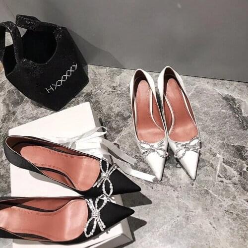 2021 New Bow Knot Rhinestone Wedding Shoes Niche Crystal Shoes Ladies Pointed Satin Single Shoes High Heels Women