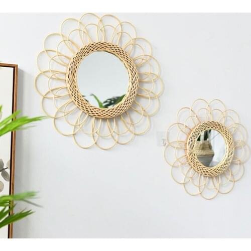 T84E Hollow Flower Border Rattan Woven Wall Mirror Innovative Art Decoration Home Decor Mirror Sun Shape Decorative Makeup Wall