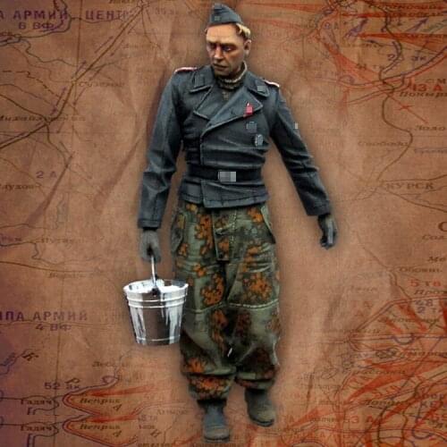 1/35 Tankman WW2, Resin Model Soldier, GK, World War II military theme, Unassembled and unpainted kit