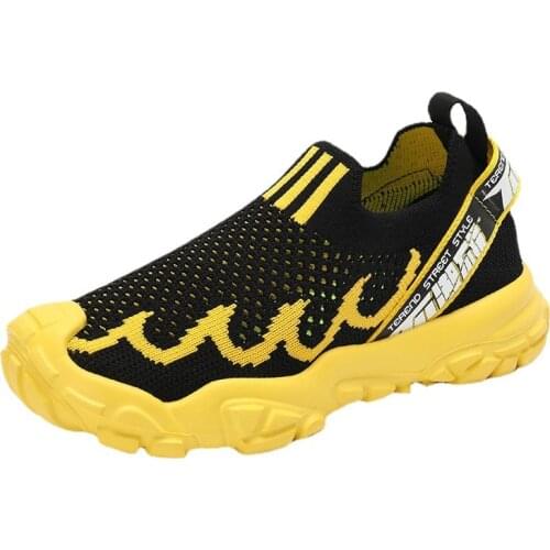 Boys Shoes Summer Single Mesh Breathable Boys Sports Shoes Primary School Students a Pedal Light Soft Bottom Running Shoes