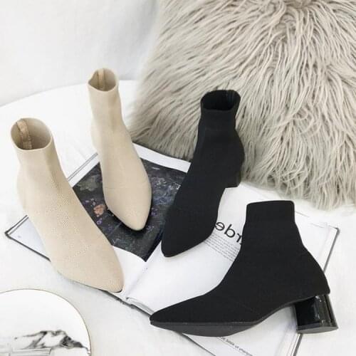 Autumn Martin boots female British style student Korean mid-heel thick heel small short boots female 2020 new socks boots women