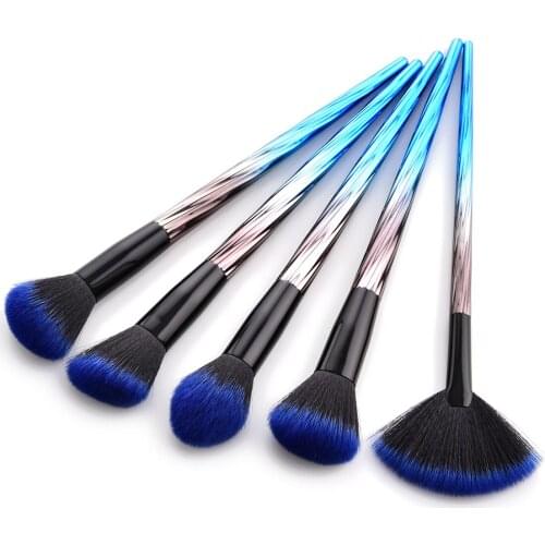 New Unicorn Makeup Brush Set Beauty Makeup Tool Cosmetics Foundation Powder Blend Brushes Blush Eyeshadow Soft Nylon Hair Brush