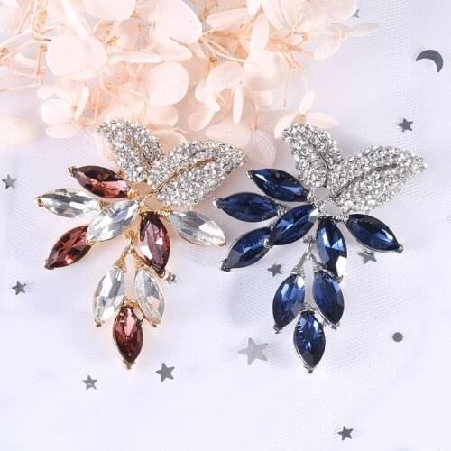 Big Crystal Flower Large Brooch Grape Pins and Brooches Wedding Jewelry Dress Coat Accessories