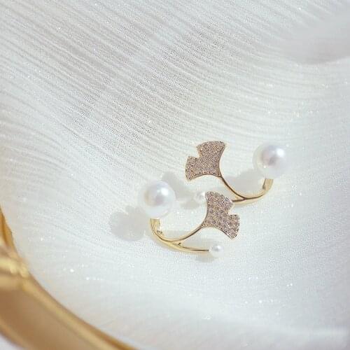 2021 New Arrival Delicate Jewelry 14K Real Gold Plated Pearl Stud Earrings Cubic Zircon Leaves Earrings