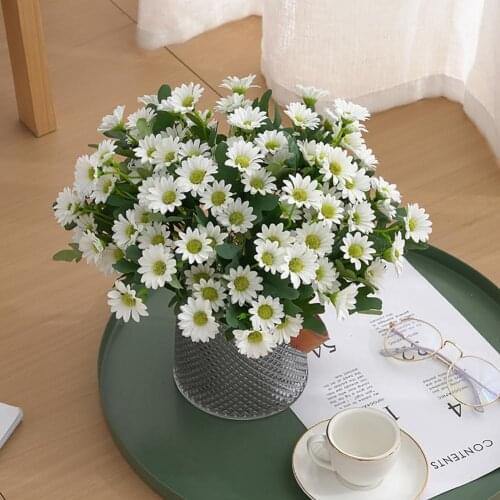 Visual Effect Wide Application Fine Texture Delicate Artificial Chrysanthemum for Gifts