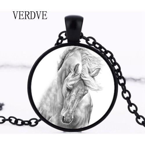New Black and White Horse Pendant Necklace Jewelry Round Glass Cabochon Horse Necklace Wholesale Private custom gift