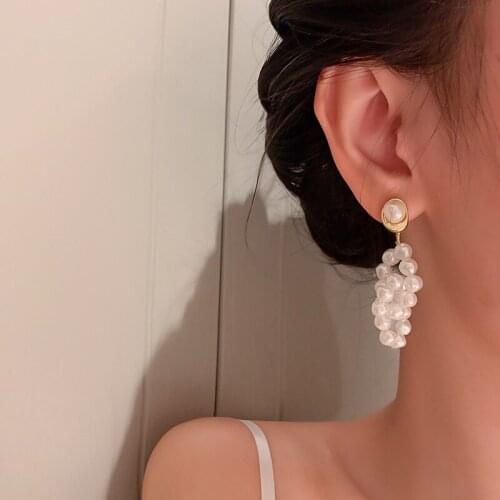 U-Magical Stylish Irregular Simulation Pearl Dangle Earring for Women Long Tassel Beaded Gold Metal Wedding Earring Jewelry