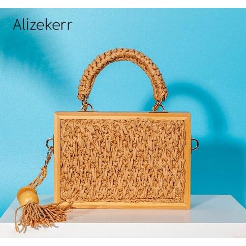 Retro Woven Straw Bags For Women 2021 New Summer Designer Wooden Beaded Chain Tassel Small Square Beach Crossbody Bag Day Clutch