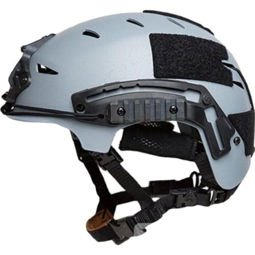 Manufacturer: FMA Size: Suitable head circumference: 53CM-60CM Helmets can be connected to headlights, NVG, cameras, goggles