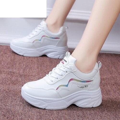 Womens Vulcanized Shoes 2021 Spring New Lace Up Platform Comfortable Women Chunky Sneakers Fashion Leather White Dad Shoes