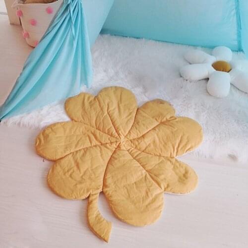 Baby Soft Cotton Crawling Floor Carpet Nordic Flower Shape Rug Play Mat Comfortable Blanket Kids Room Decor Photo Props