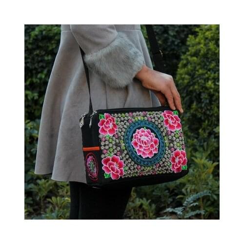 New National Floral Embroidery Small Handbag!Hot Three-Zippers Carrier Ethnic National Top Bohemian Lady canvas Shopping Carrier