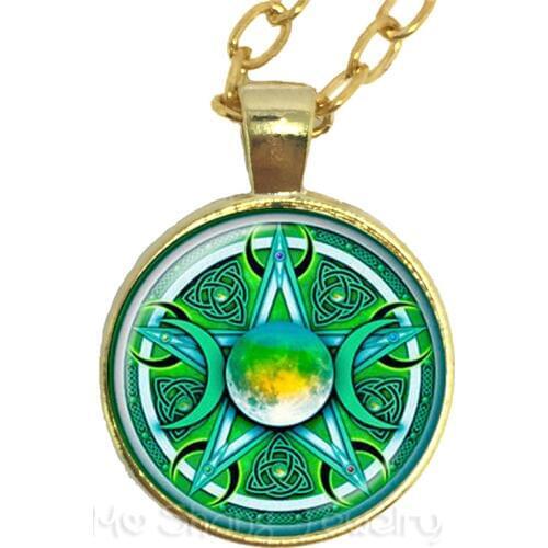 Green Background Triple Moon Goddess Wicca Pentagram Magic Amulet Talisman Women Moon Necklace Tibetan Vintage Jewelry
