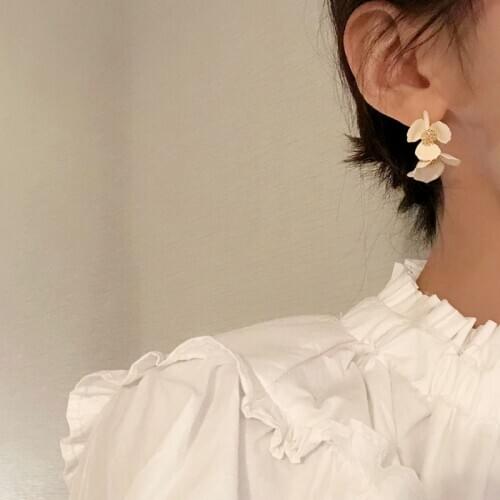 S925 needle Fashion Jewelry Flower Earrings Super Fairy Elegant Metal With Coating White Petal Earrings For Gilr Lady Gifts