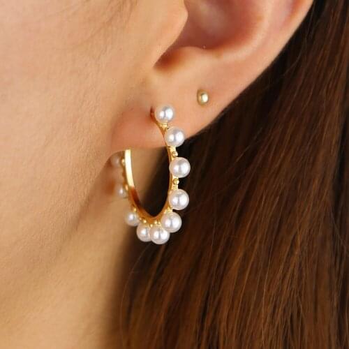 2019 new design trendy women jewelry Fresh Pearl beads Round circle hoop earring gold filled gorgeous bridal women gift earrings