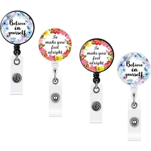 New Design 1 Piece Christmas Retractable Nurse Badge Reel Clip Fashion Badge Holder Students Doctor Id Card Holder