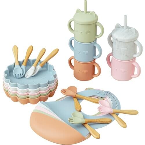 5 pcs/set Baby Feeding Tableware Set Silicone Suction Cup Baby Training Plate Children BPA Free High quality