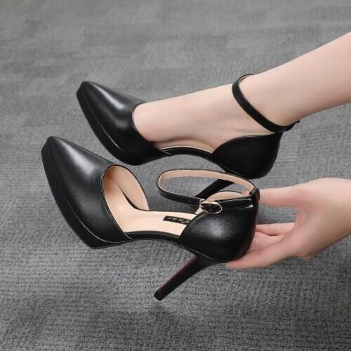 NIUFUNI Leather Pumps