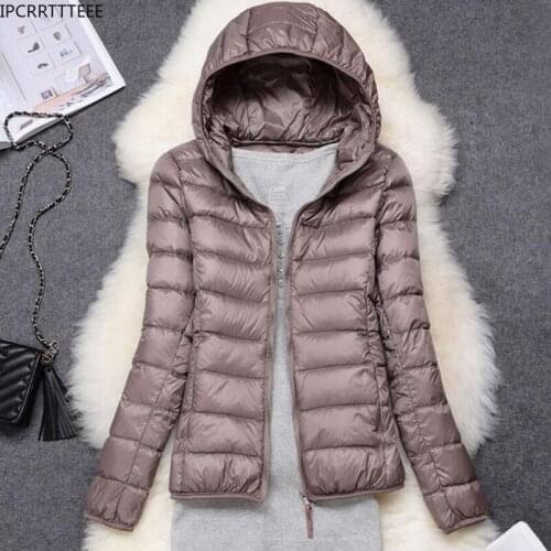 Autumn Winter Women Ultra Light Down Jacket 90% White Duck Down Hooded Jackets Warm Coat Female Portable Outwear